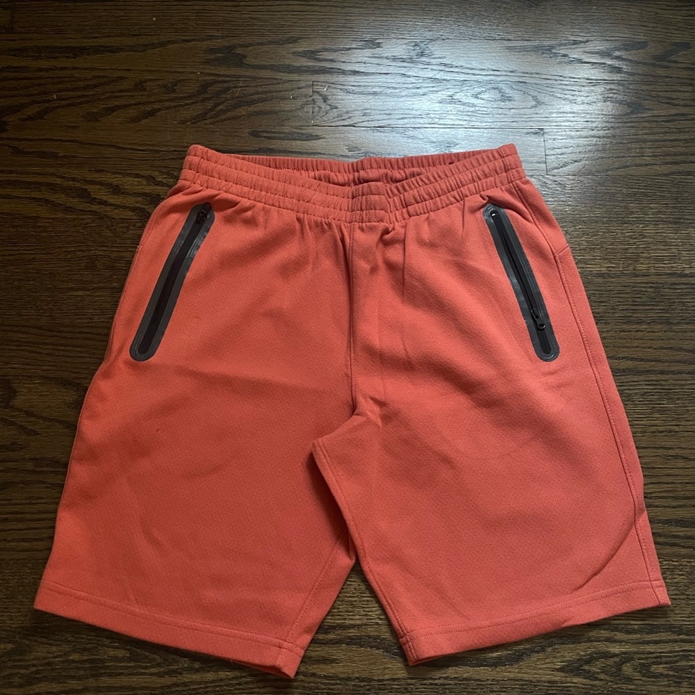 Old Navy Active Shorts with two zipper pockets